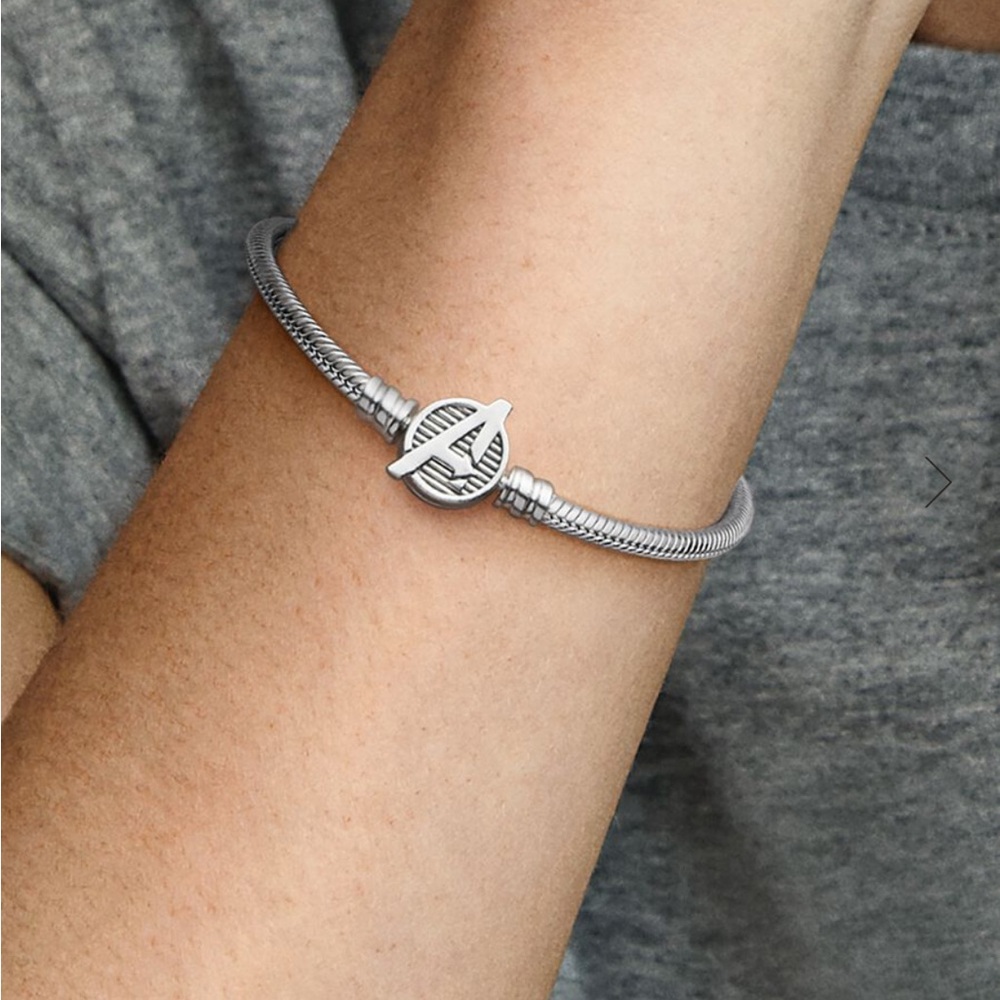 Marvel Avengers Silver-Toned Bracelet